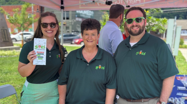 Volunteers with the Y-12 FCU Gives Foundation working an event.